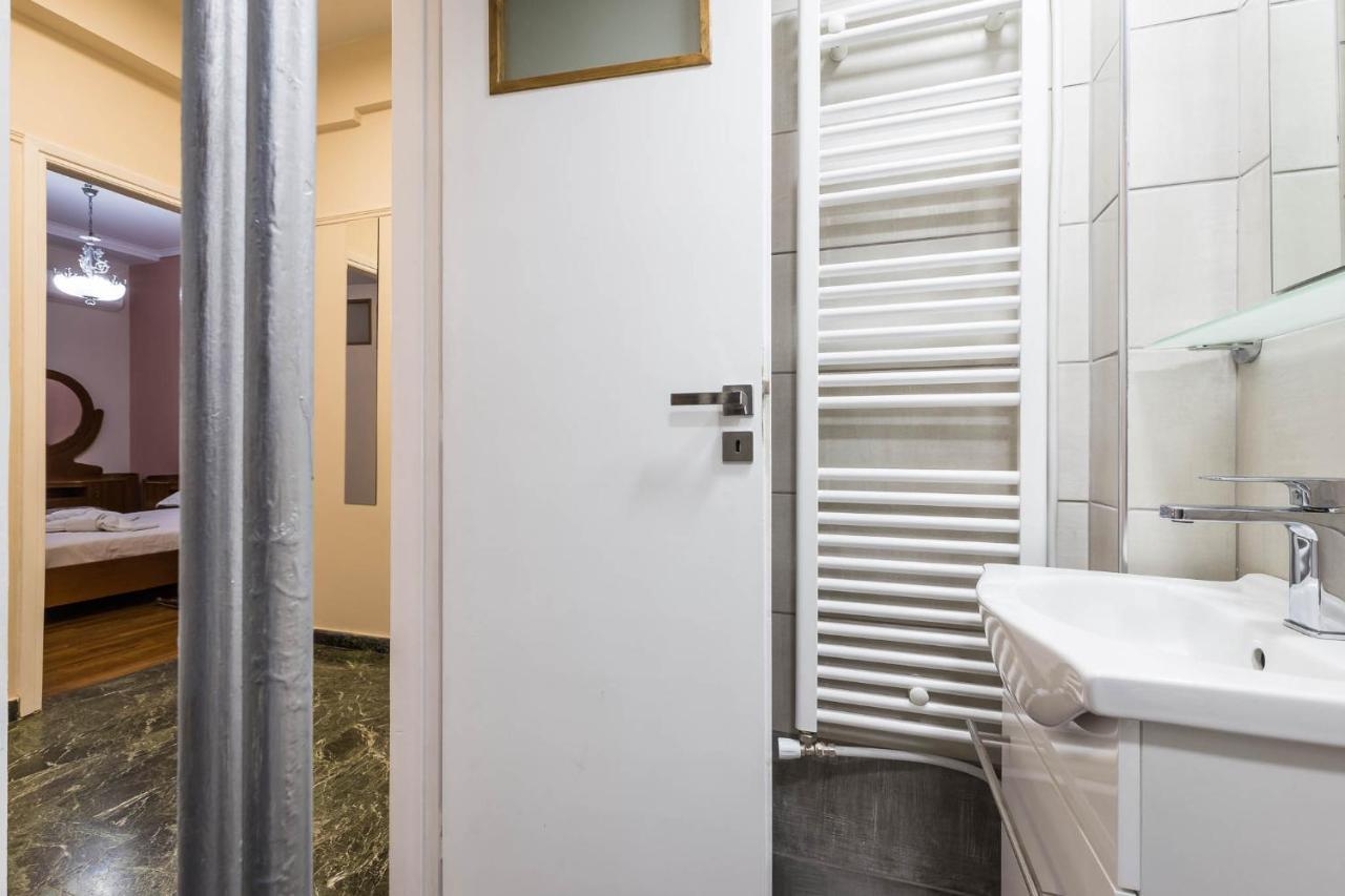 3 Bedrooms Apartment Under Acropolis Atina Dış mekan fotoğraf